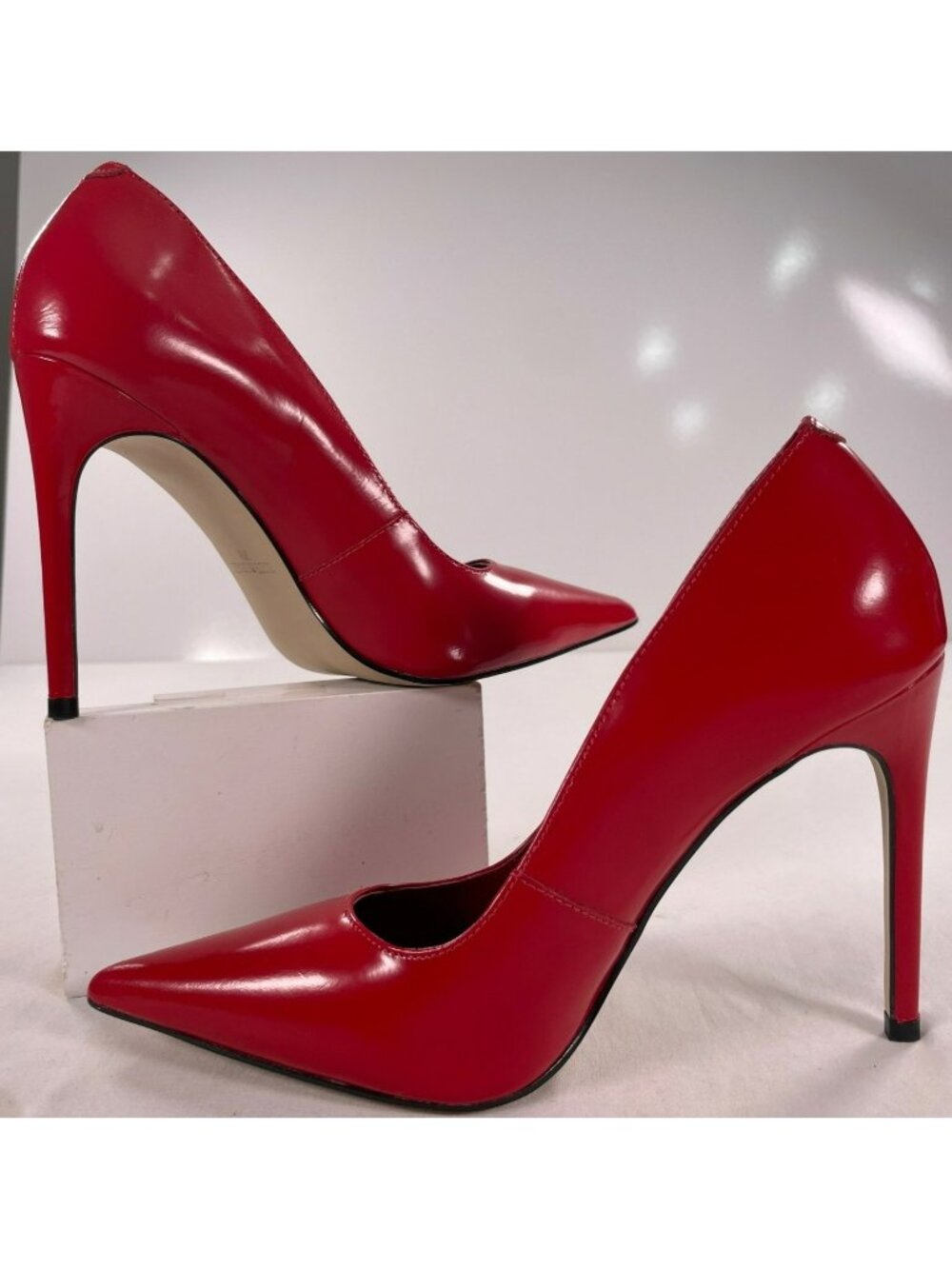 Steve Madden Red Patent Formal Leather Pointed Toe High Heels Women's Size 7 NEW